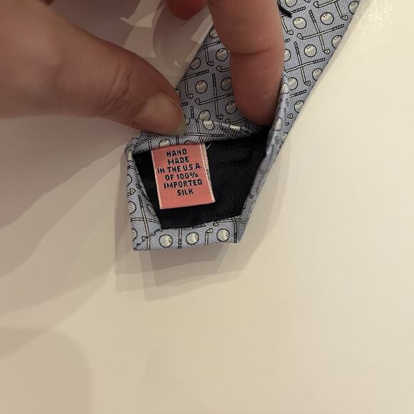 NEW Vineyard Vines Silk Tie Mens 58x3.5 Blue Golf Novelty Print Handmade Necktie - Picture 7 of 9